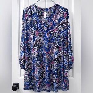 Dear Scarlett Blue and Pink Paisley V-Neck Tunic